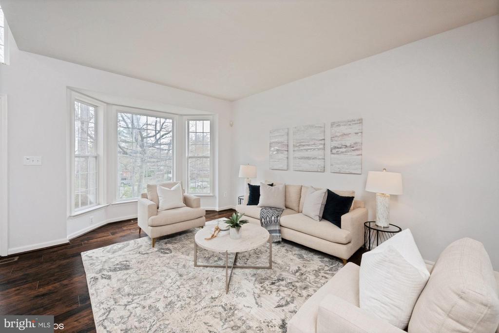 6412 EMERALD GREEN COURT