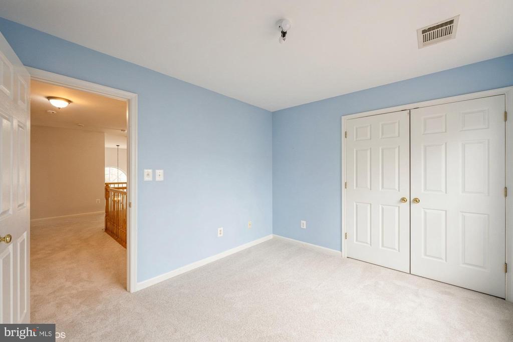 6412 EMERALD GREEN COURT