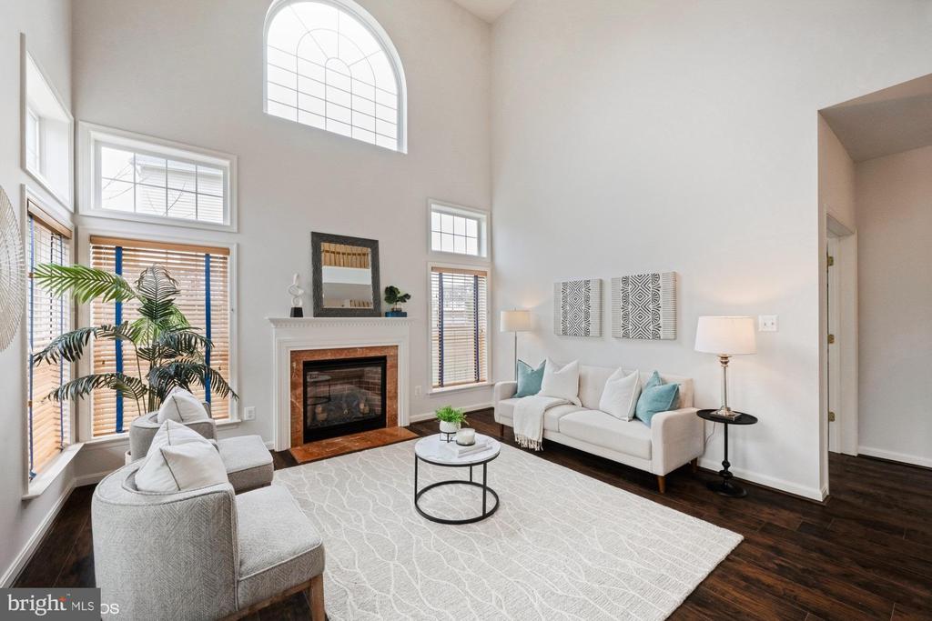 6412 EMERALD GREEN COURT