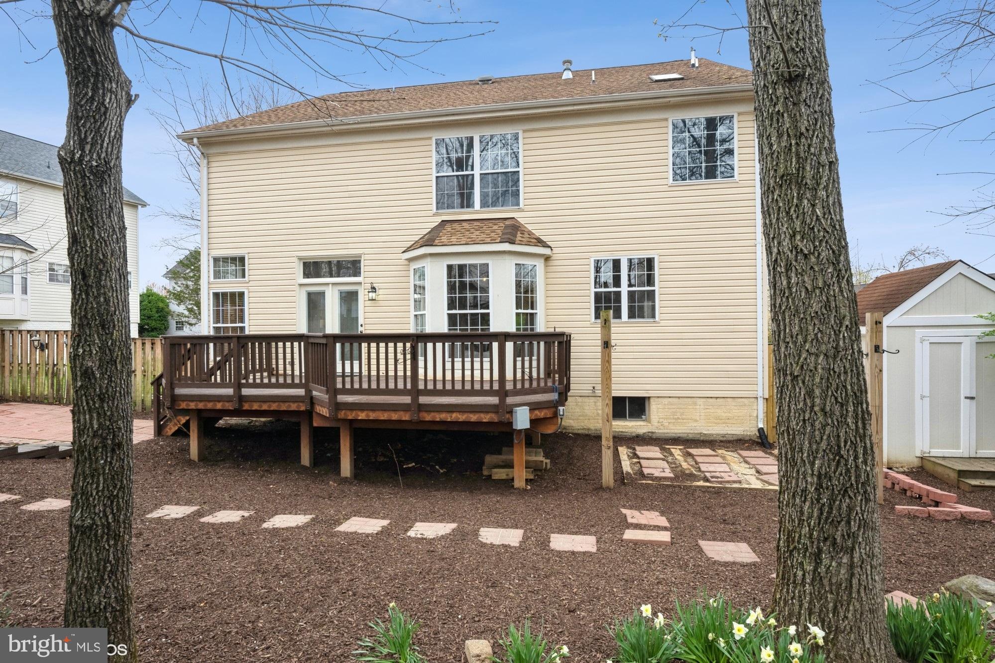 6412 EMERALD GREEN COURT