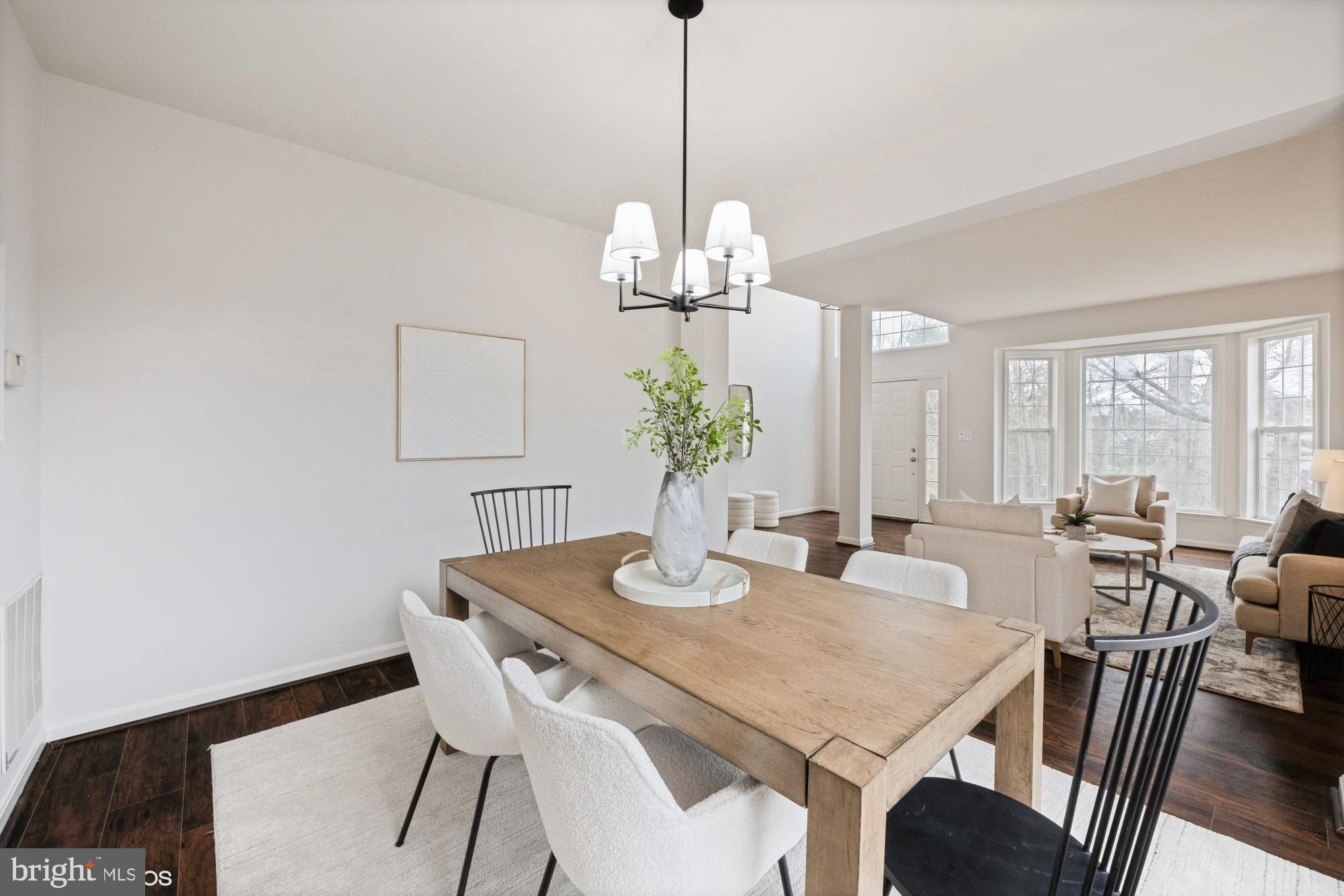 6412 EMERALD GREEN COURT