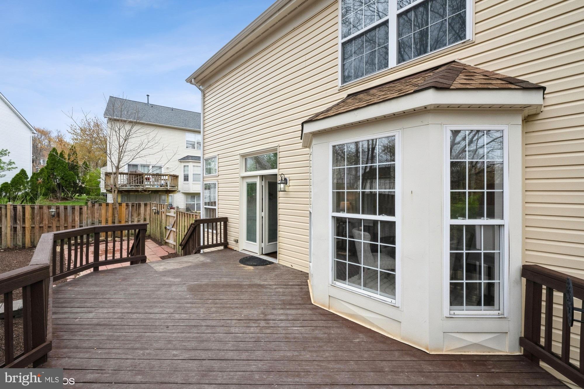 6412 EMERALD GREEN COURT