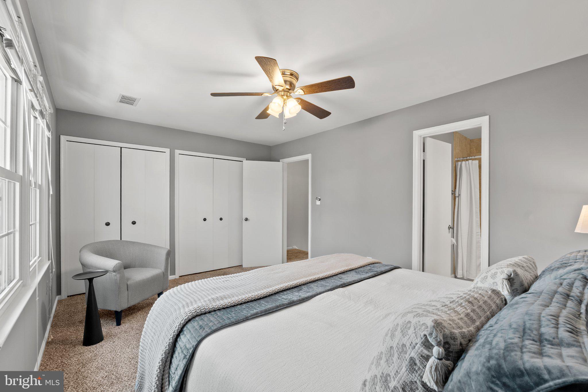 7903 Bubbling Brook Cir