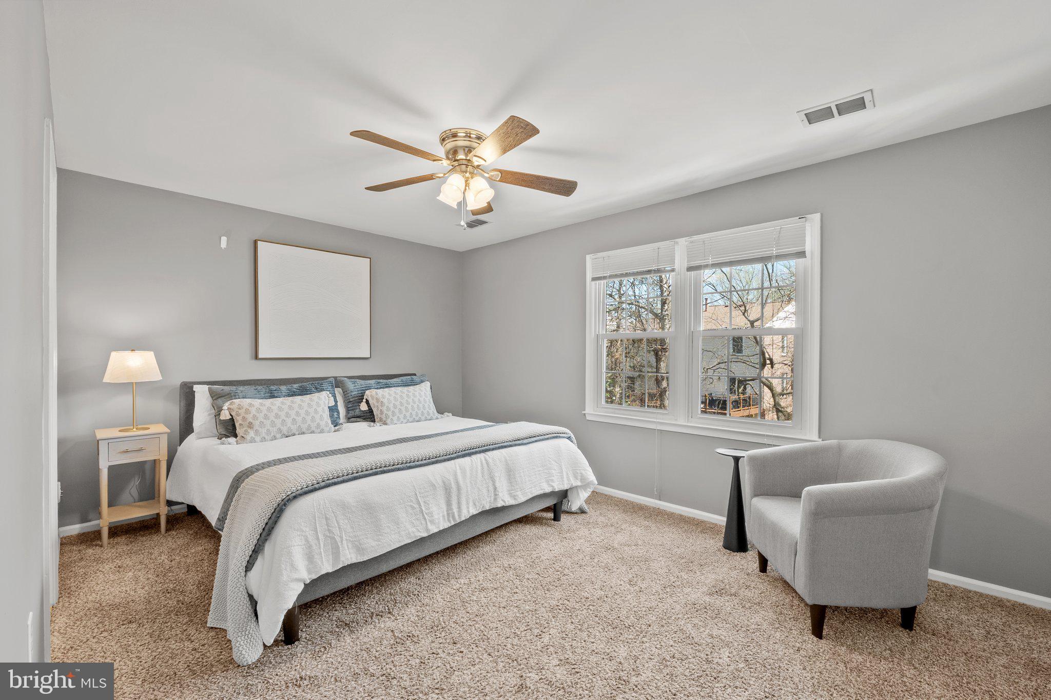7903 Bubbling Brook Cir