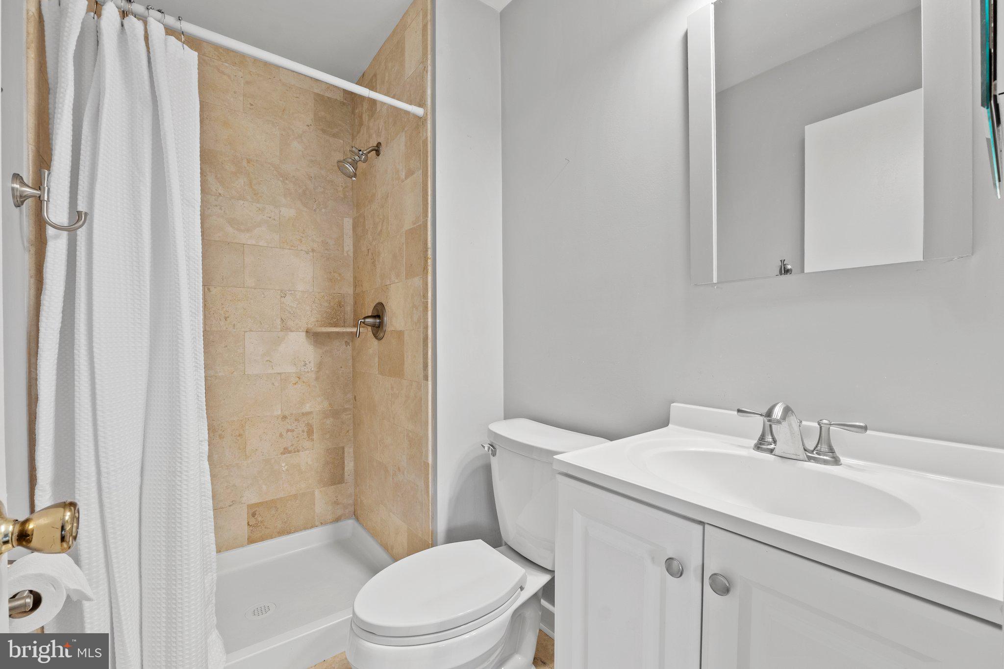 7903 Bubbling Brook Cir