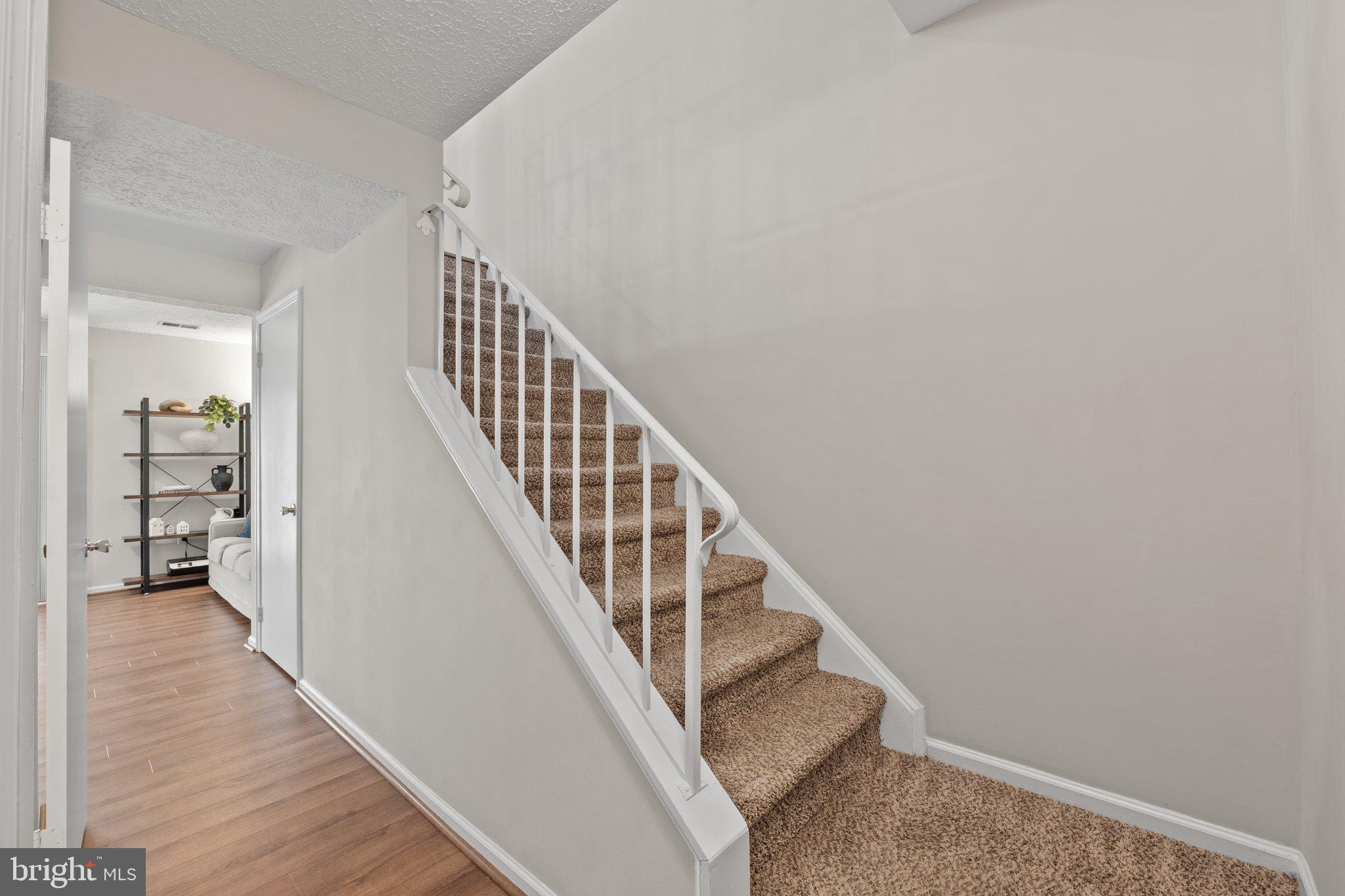 7903 Bubbling Brook Cir
