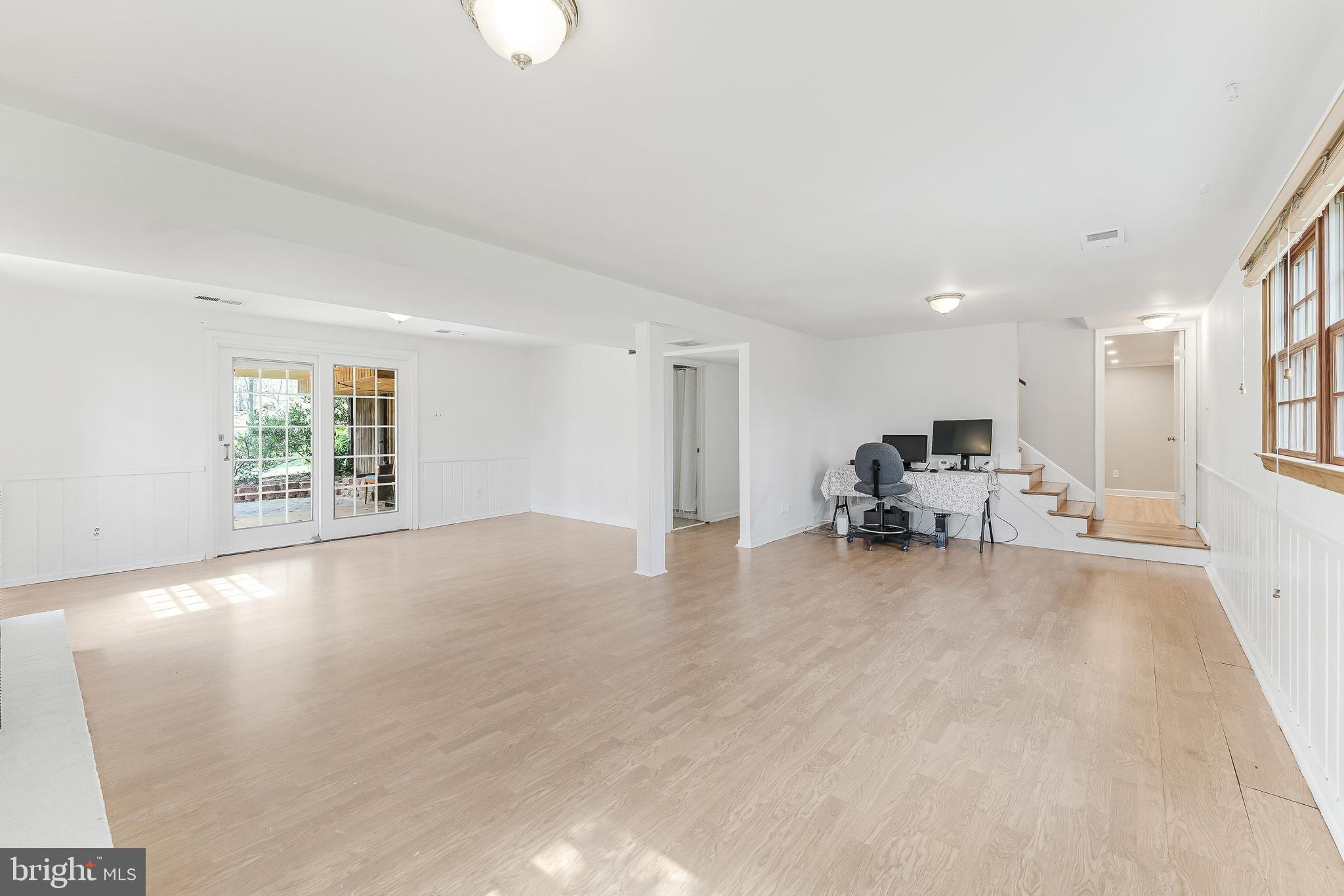 12828 Great Oak Ln