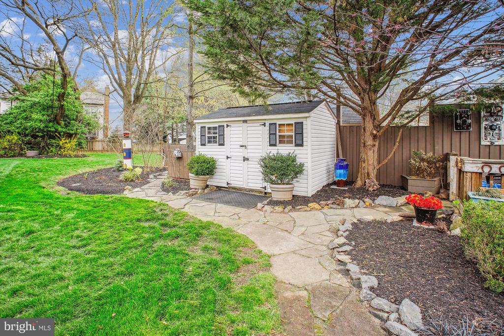 2715 COPPER CREEK ROAD