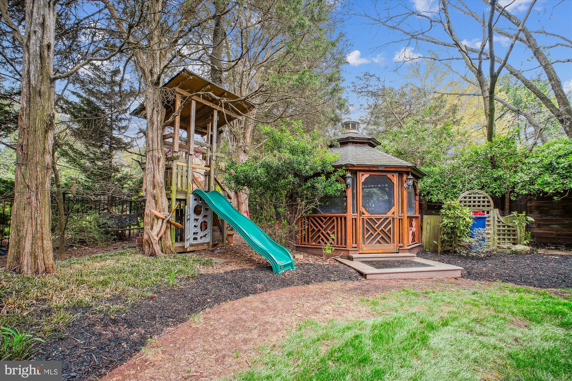 2715 COPPER CREEK ROAD