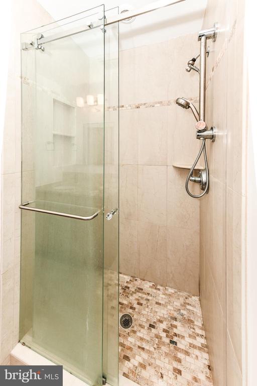 2307 HARLEYFORD CT