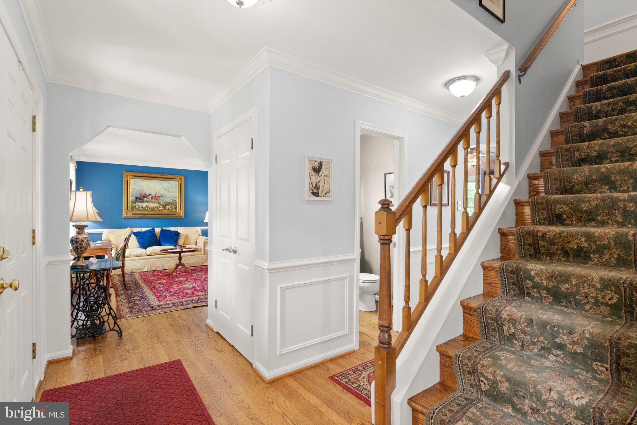 1031 CUP LEAF HOLLY COURT