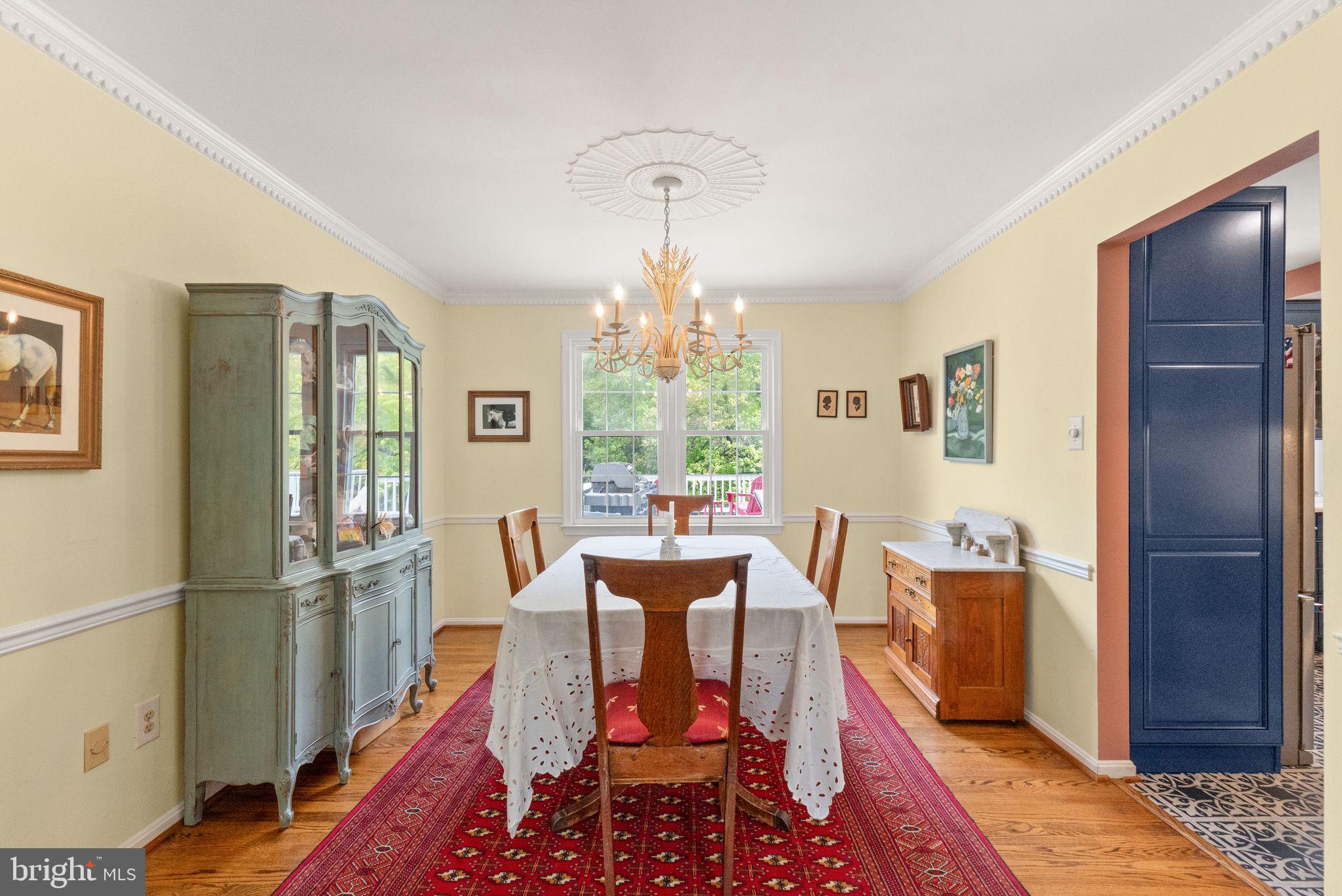 1031 CUP LEAF HOLLY COURT