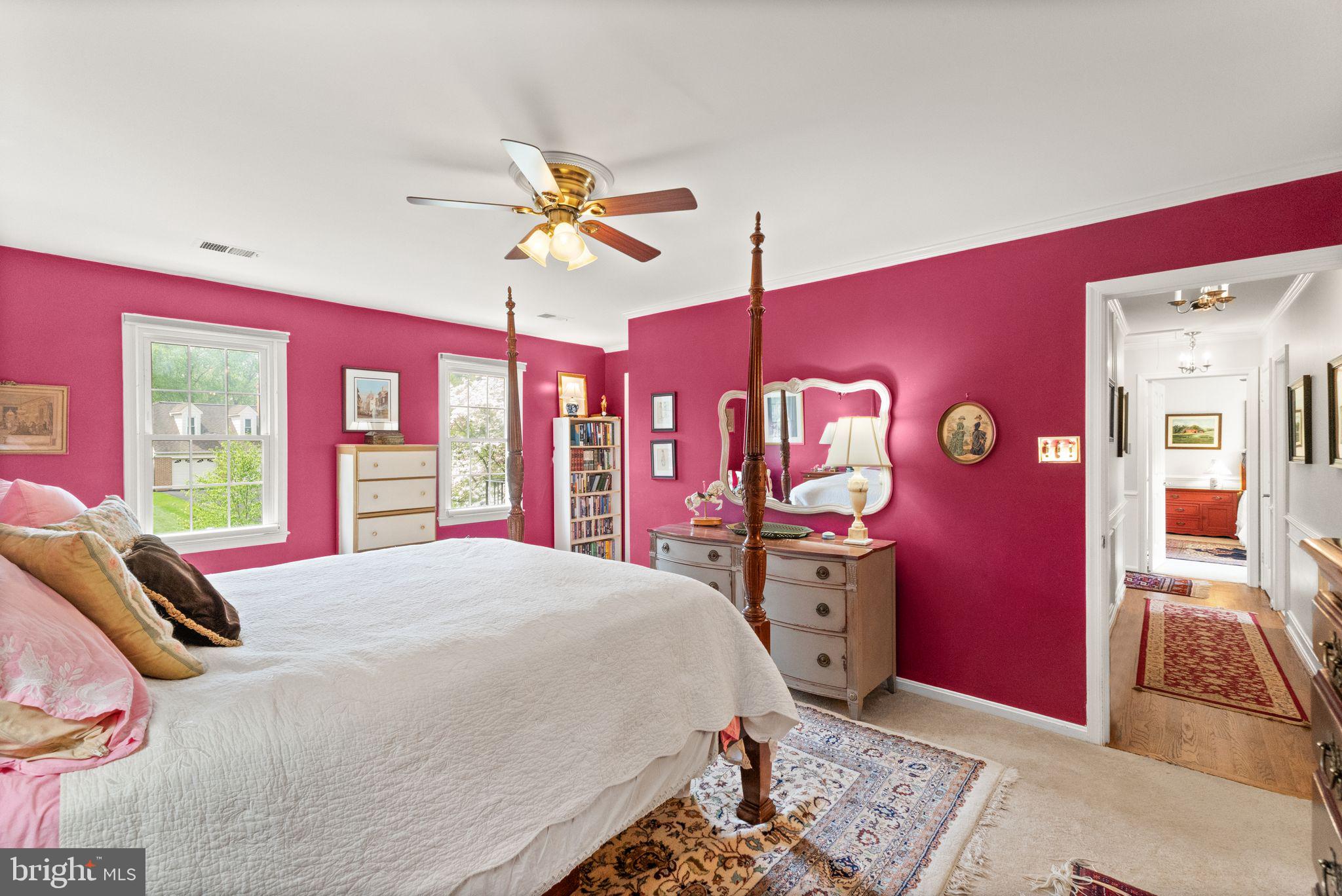 1031 CUP LEAF HOLLY COURT