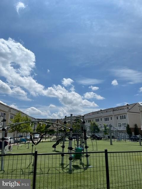 3160 YEAGER DR