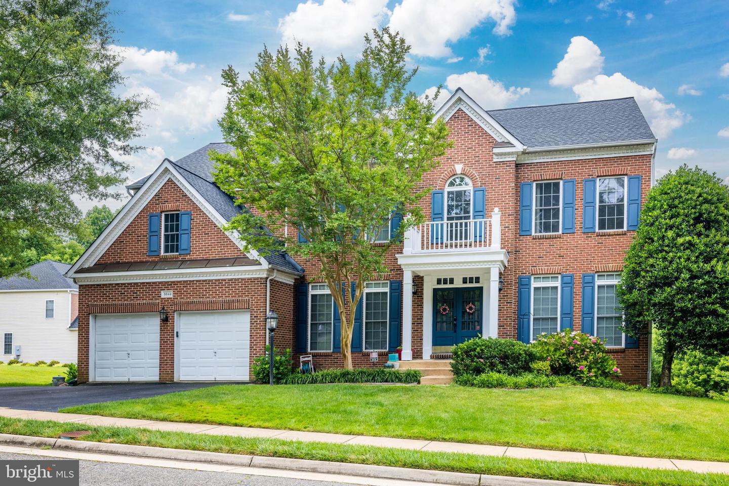 8649 Hillside Manor Dr