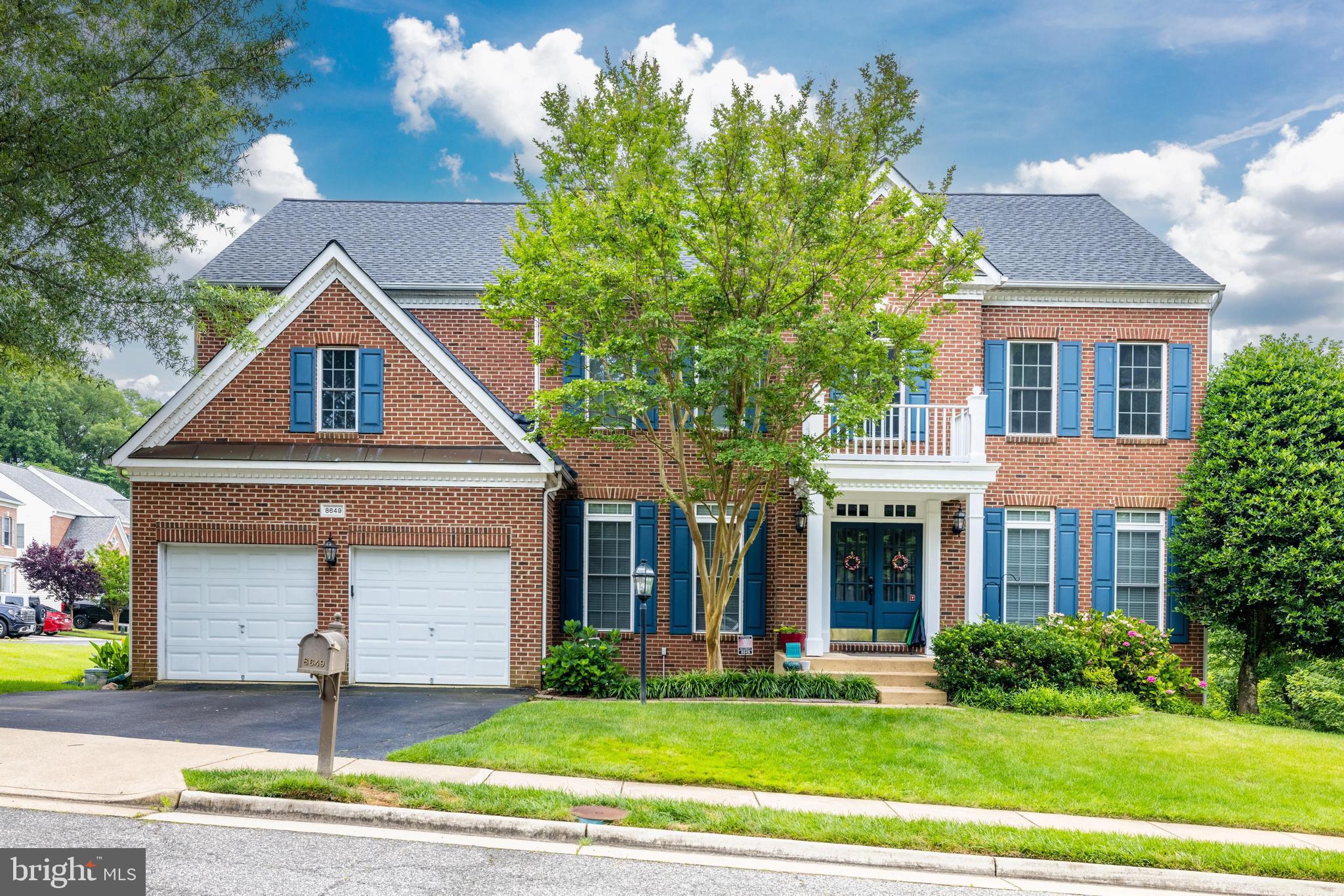 8649 Hillside Manor Dr