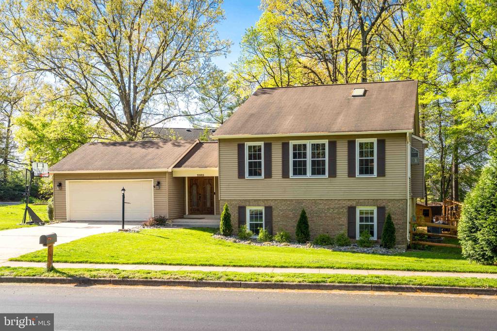 2583 John Milton Dr