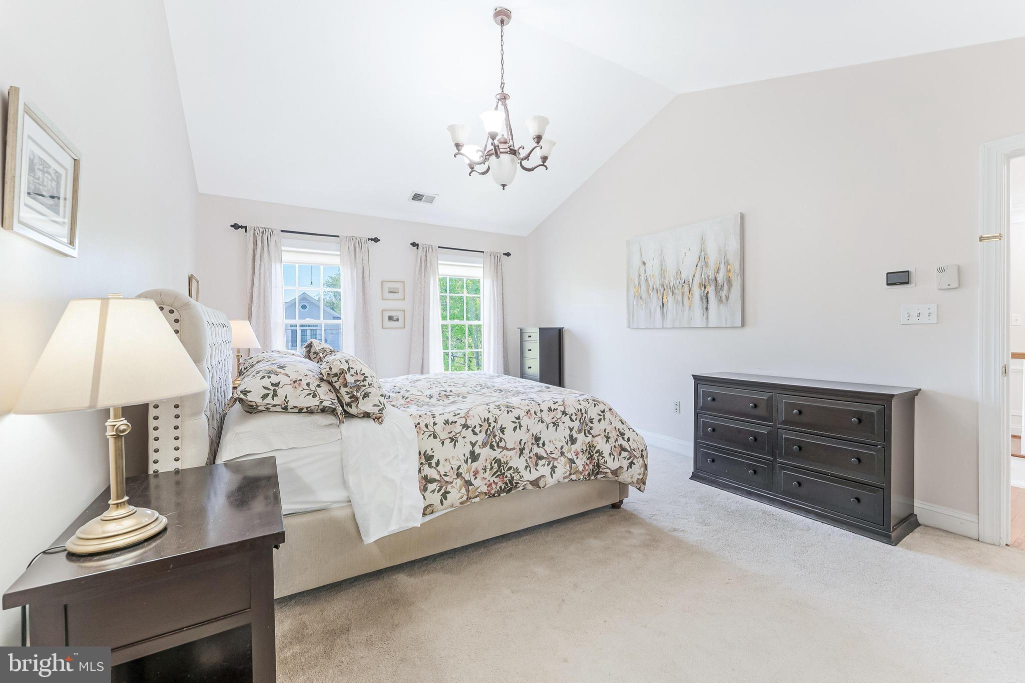 858 Constellation Dr