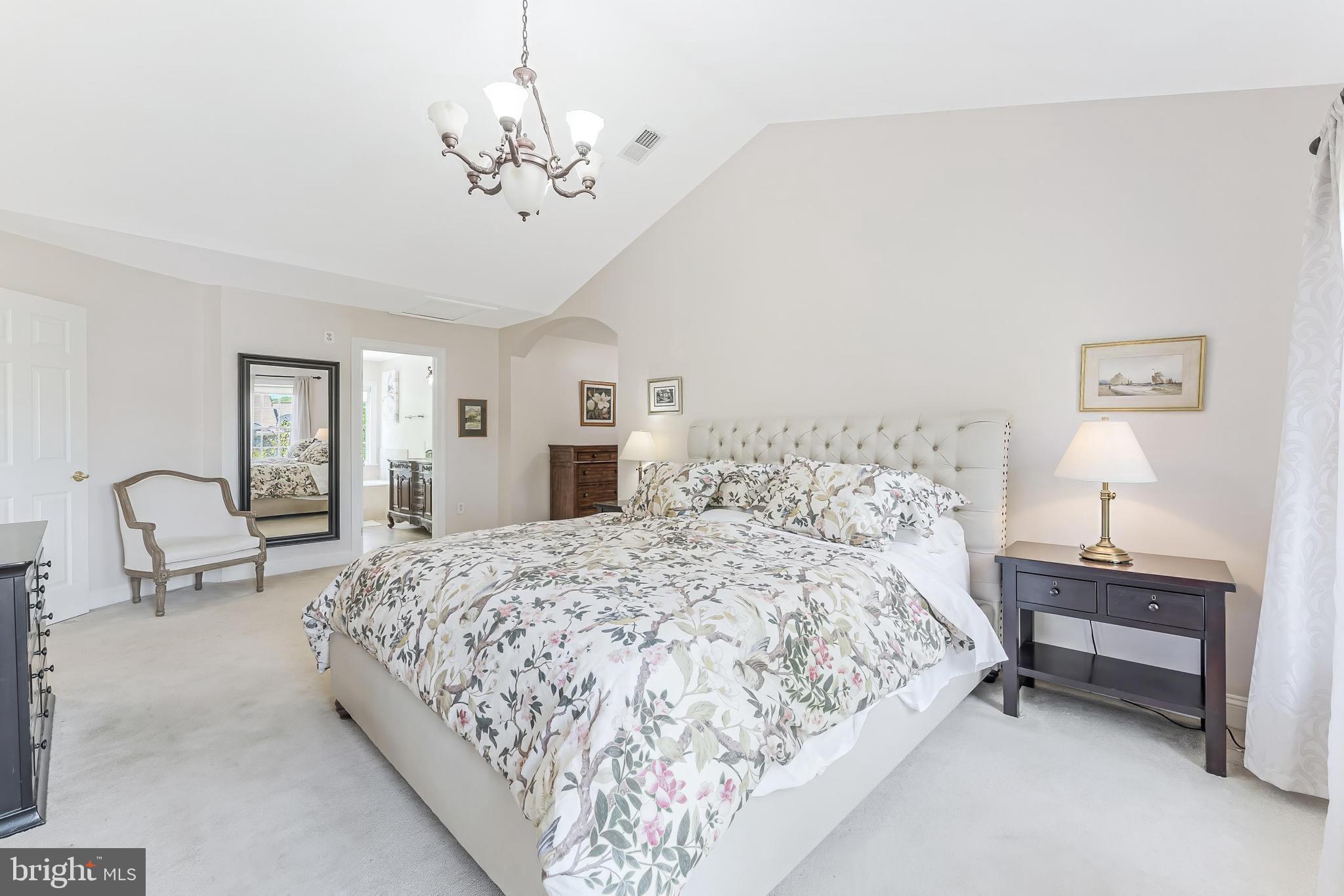 858 Constellation Dr