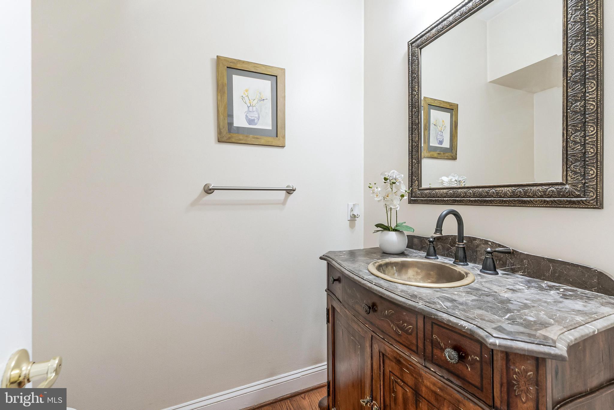 858 Constellation Dr