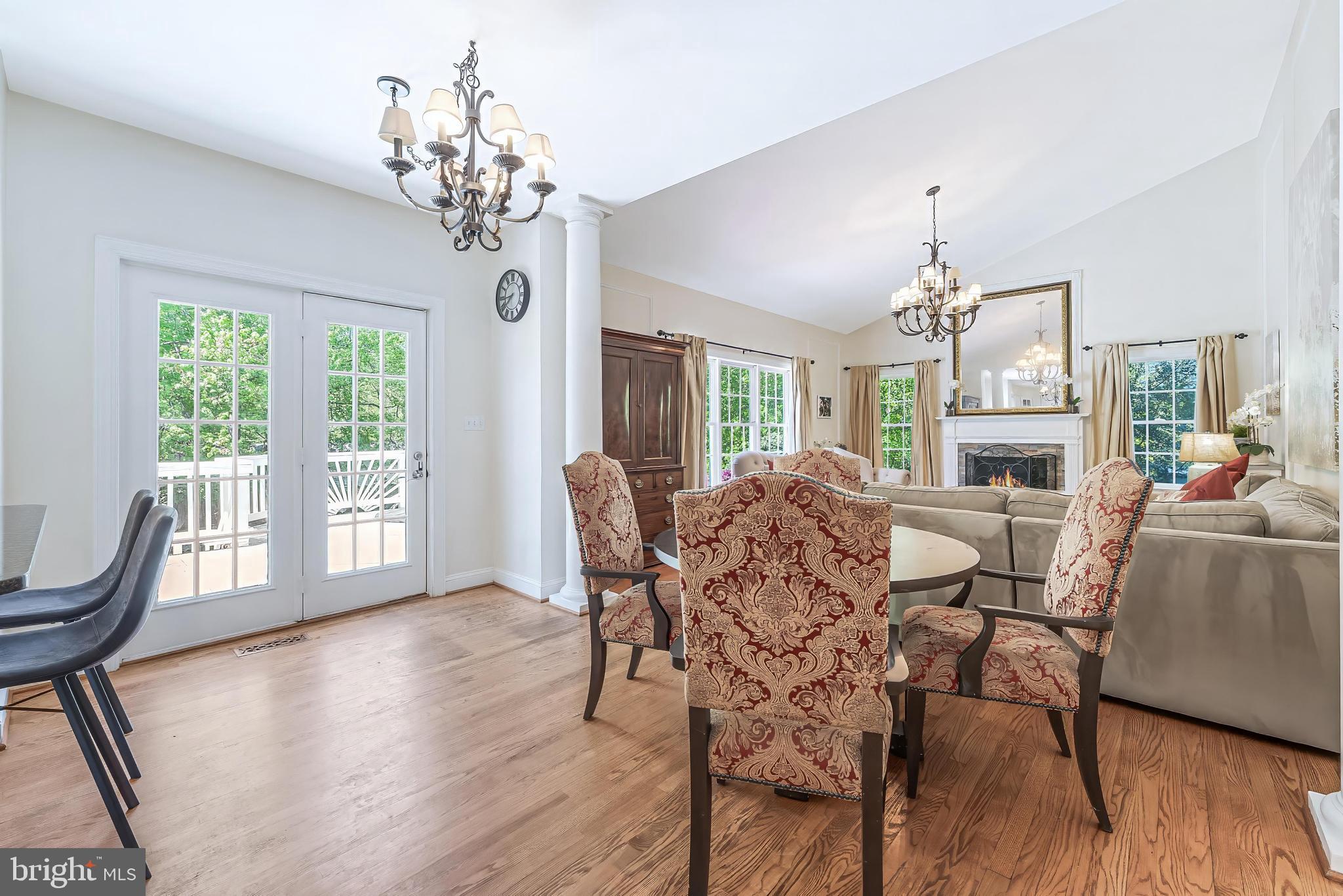 858 Constellation Dr