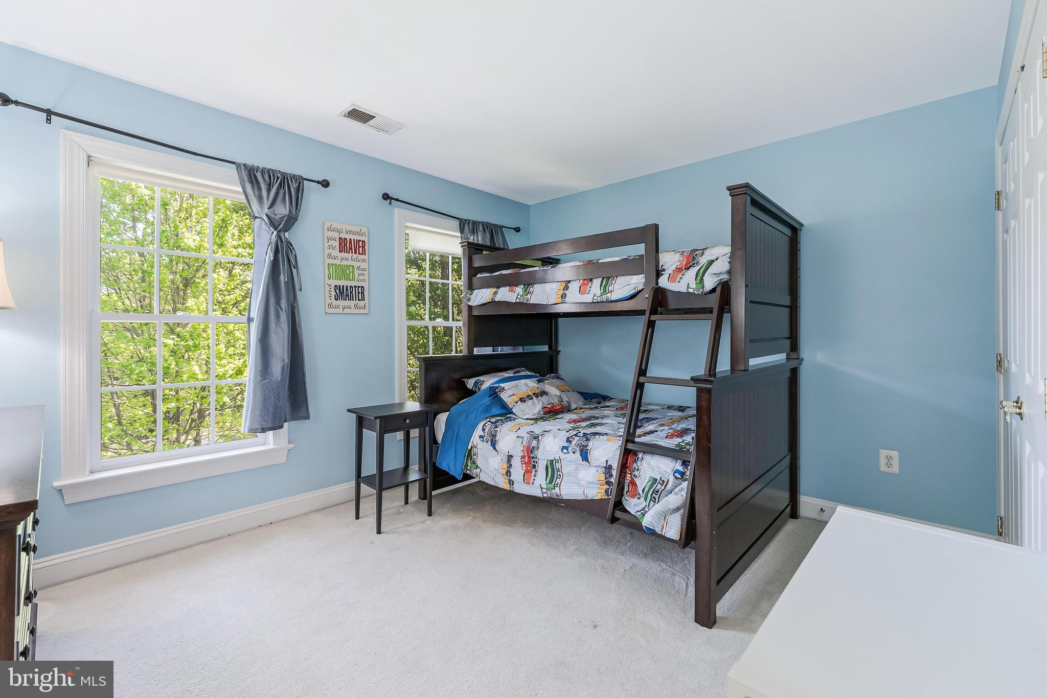 858 Constellation Dr