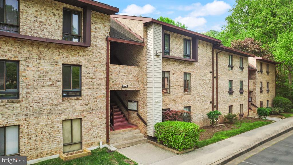 11657 Stoneview Sq #97/11c
