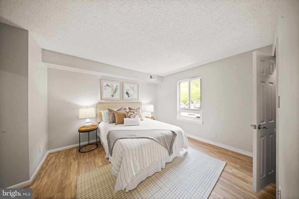 11657 Stoneview Sq #97/11c