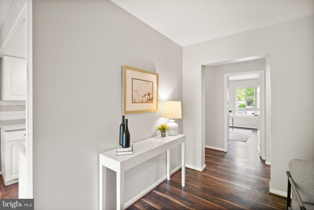 11657 Stoneview Sq #97/11c