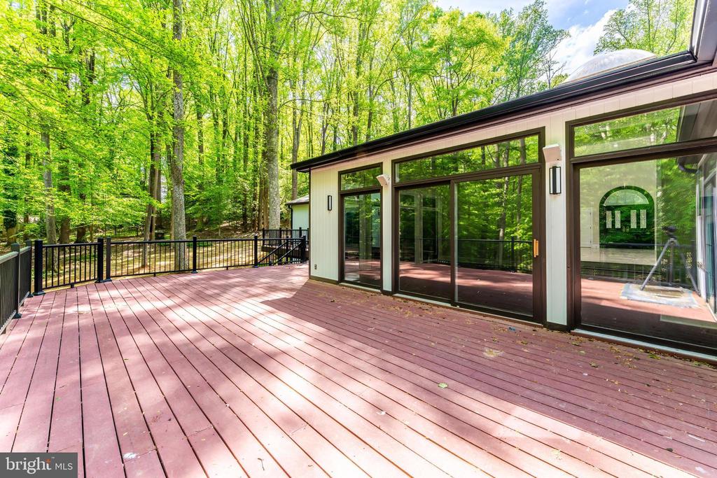105 Jefferson Run Rd