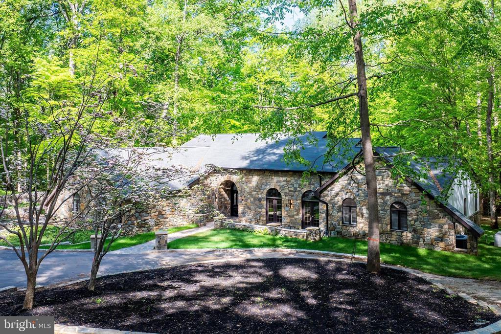 105 Jefferson Run Rd