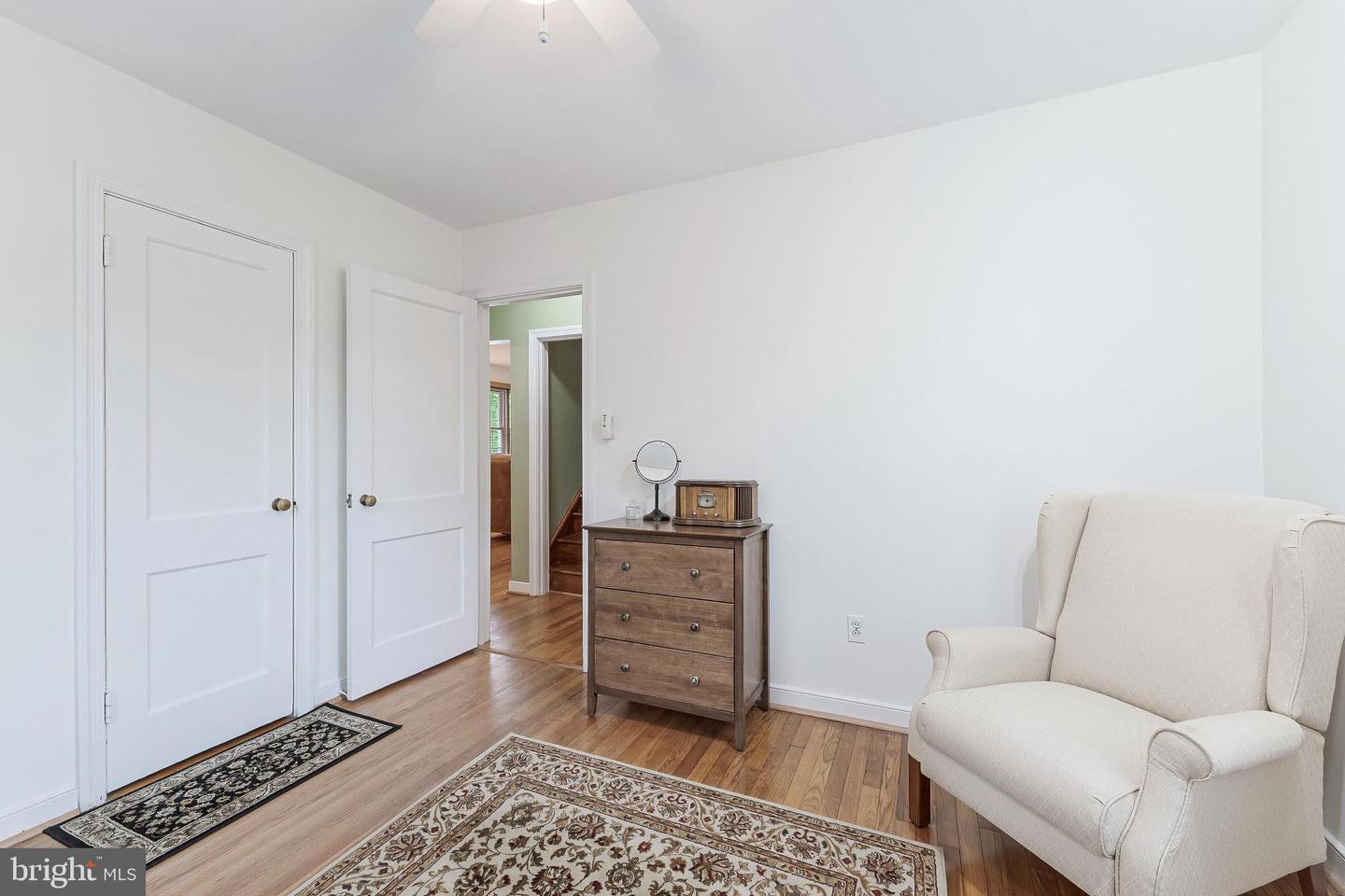 3012 Lawrence Dr