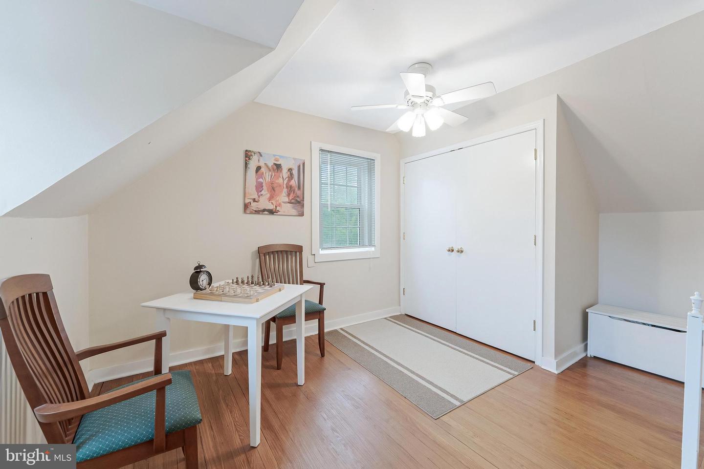 3012 Lawrence Dr