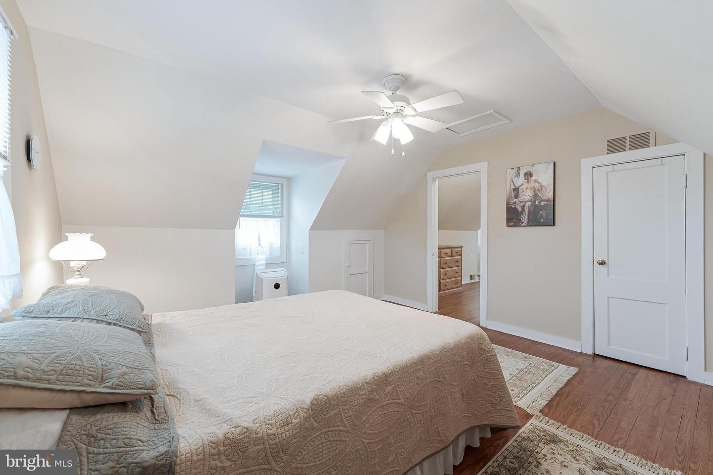 3012 Lawrence Dr