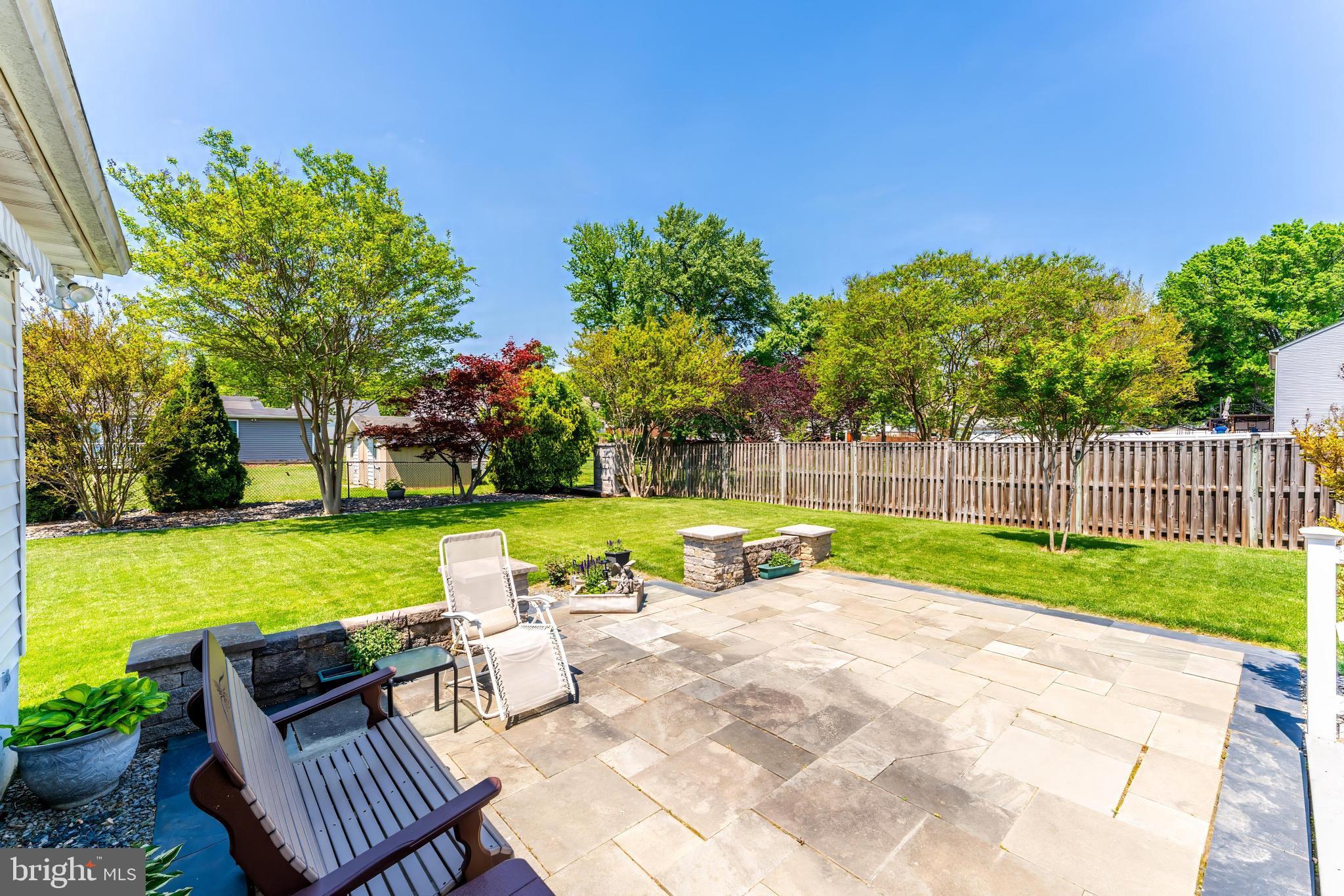 3012 Lawrence Dr