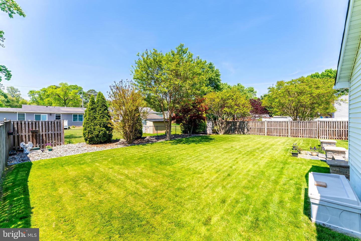 3012 Lawrence Dr