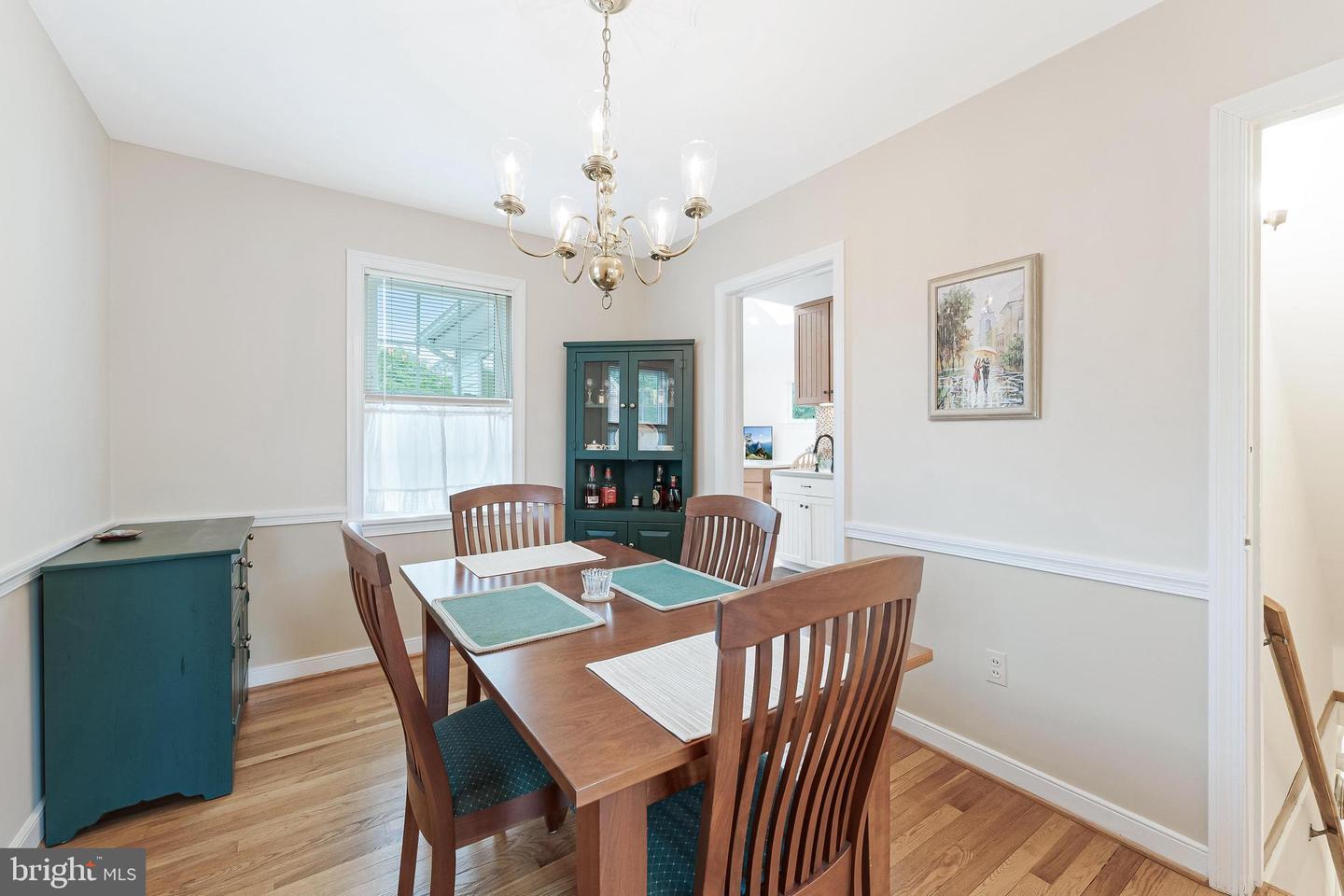 3012 Lawrence Dr