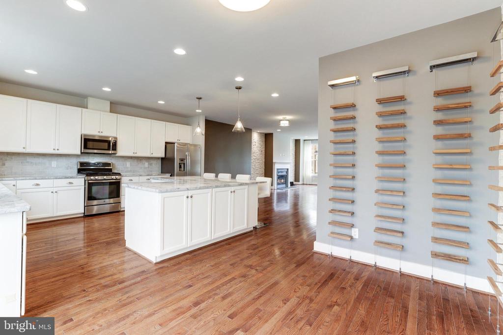 9558 KATELYN ZINN PL