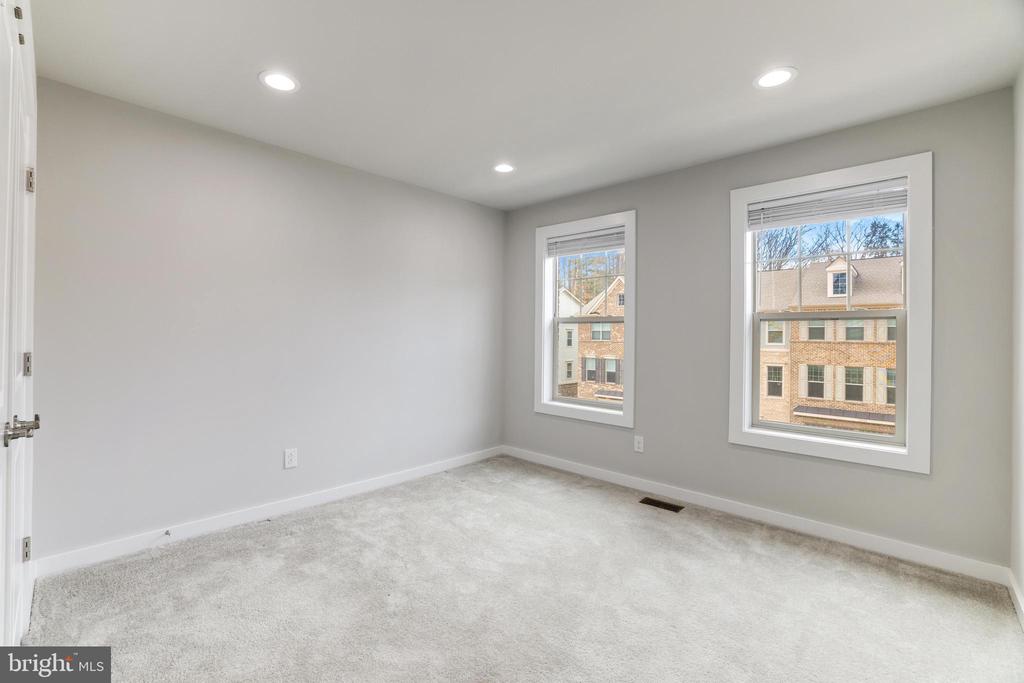 9558 KATELYN ZINN PL