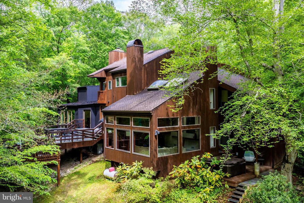 9700 Beach Mill Rd