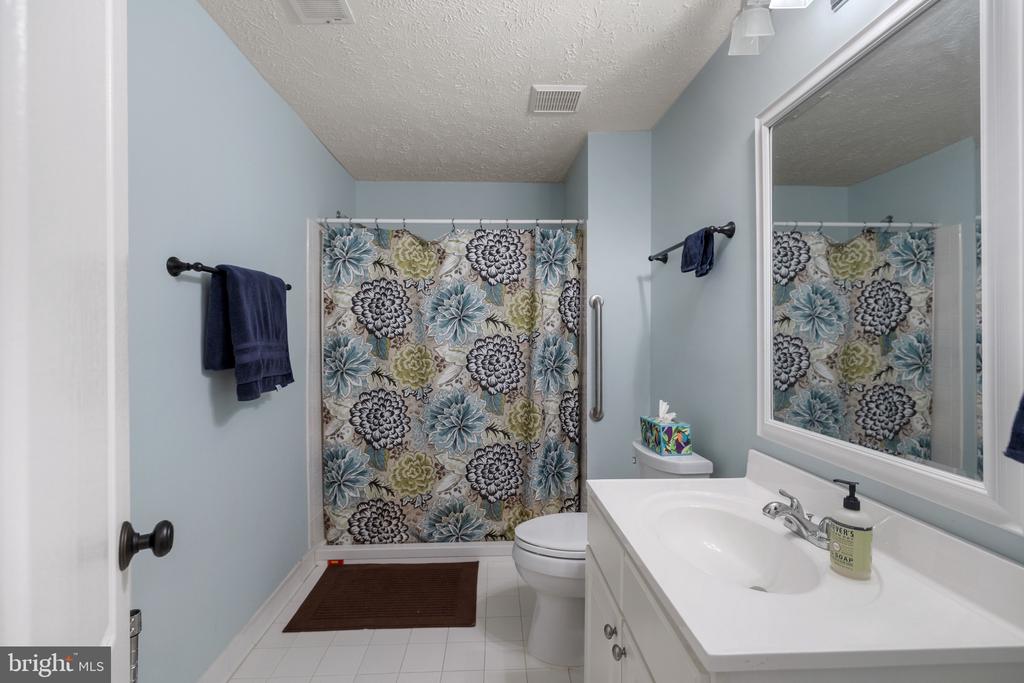 9526 CLAYCHIN COURT