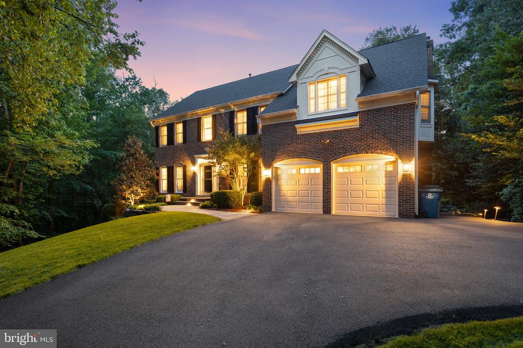9526 CLAYCHIN COURT
