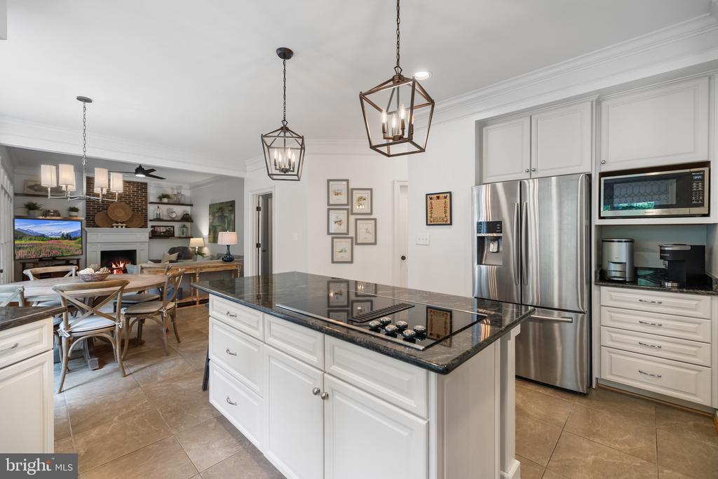 9526 CLAYCHIN COURT