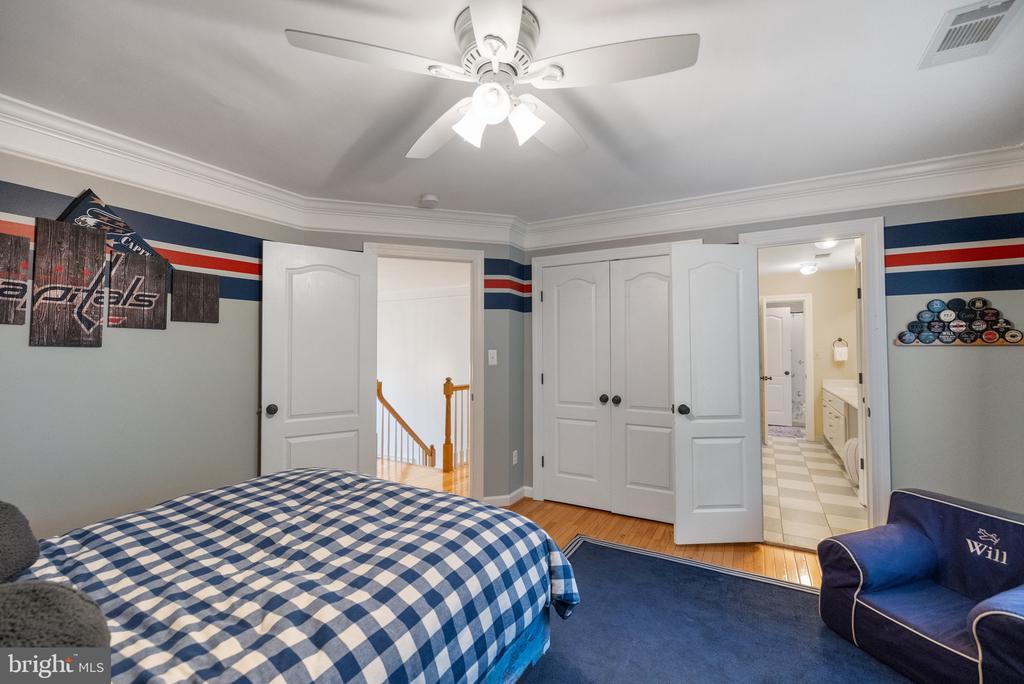 9526 CLAYCHIN COURT