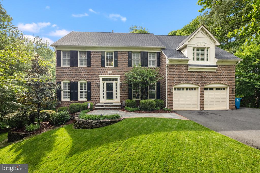 9526 CLAYCHIN COURT
