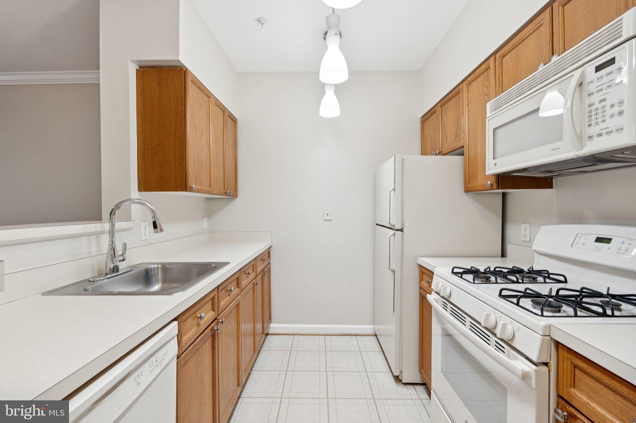 2204 Westcourt Ln #122