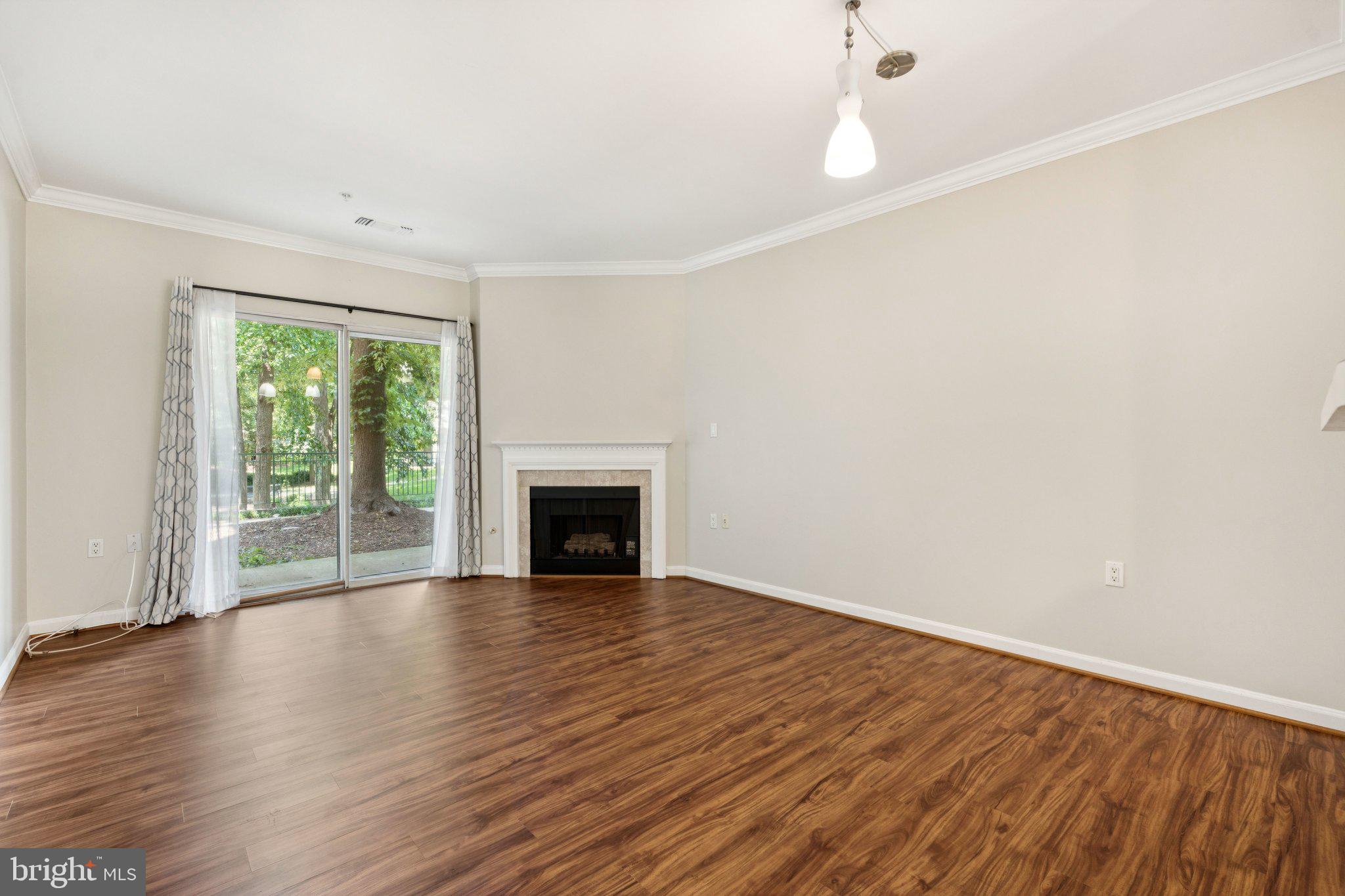 2204 Westcourt Ln #122