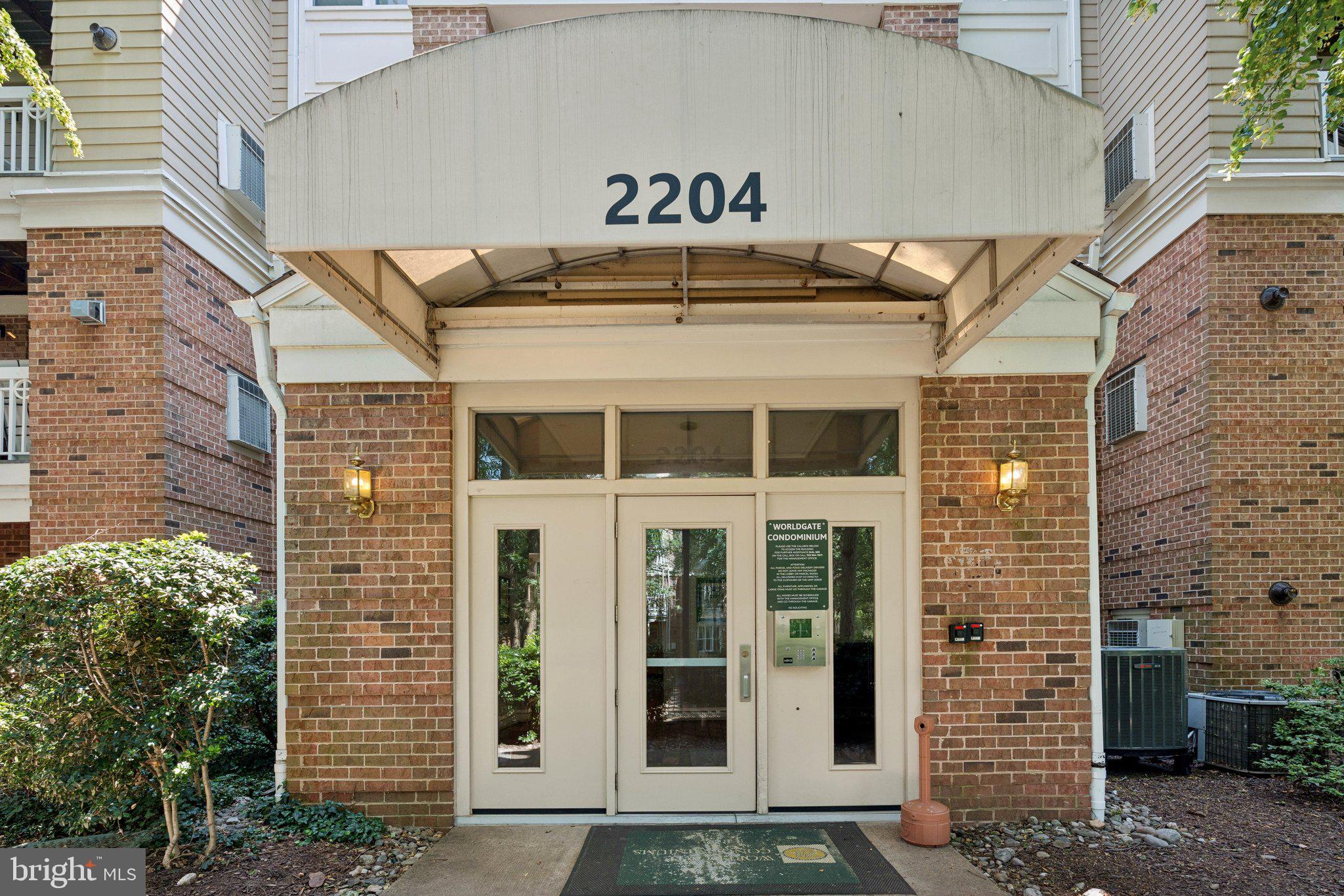 2204 Westcourt Ln #122