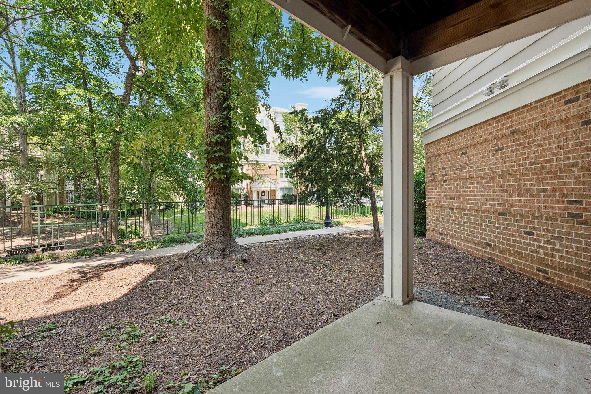 2204 Westcourt Ln #122