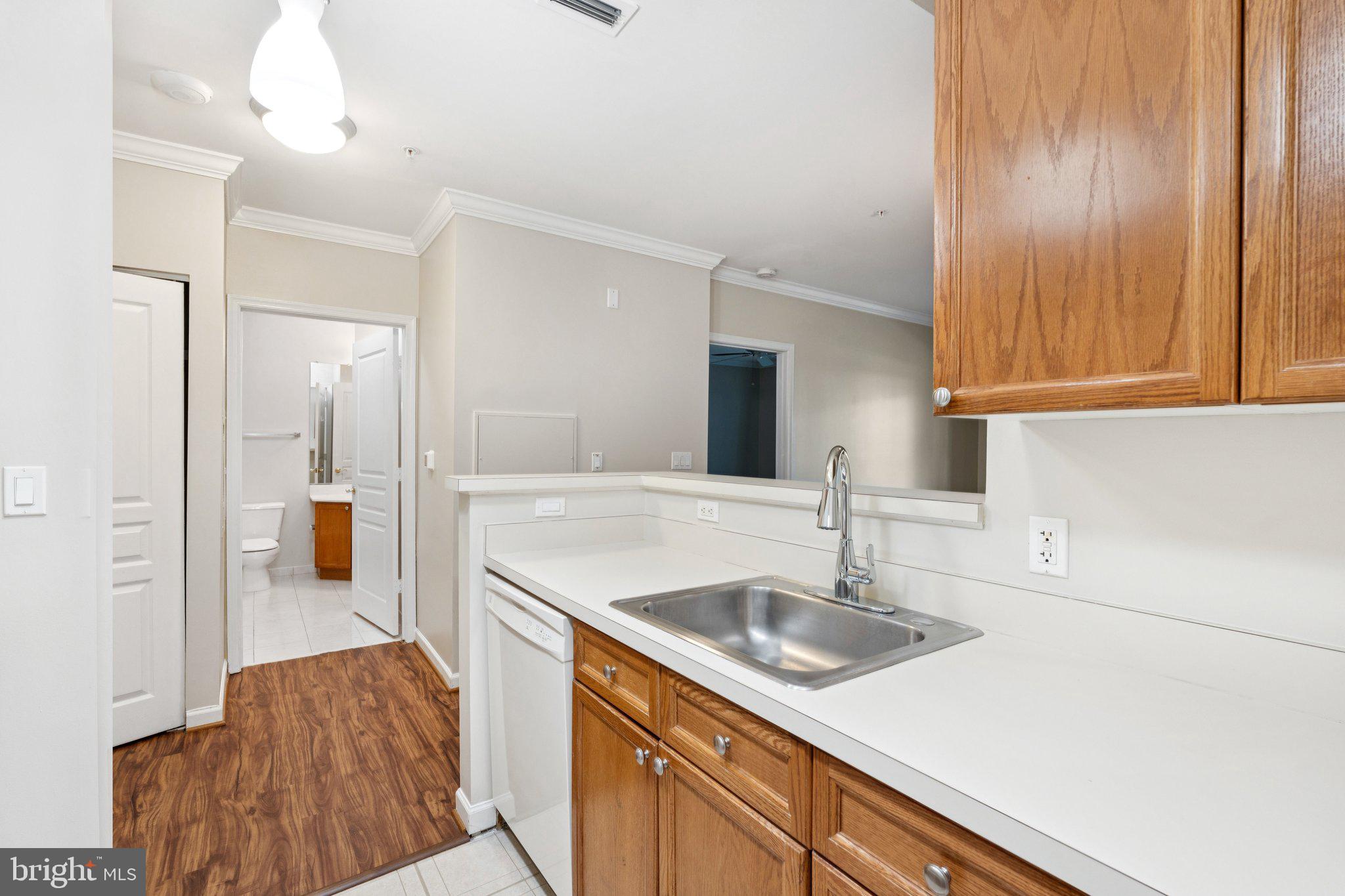 2204 Westcourt Ln #122